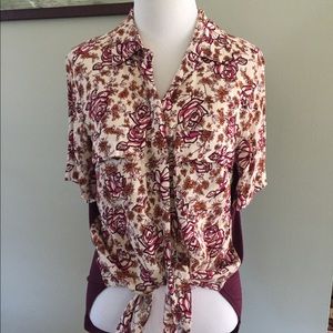 Flowery and flirty blouse